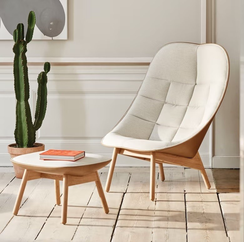 Uchiwa reading chair and ottoman