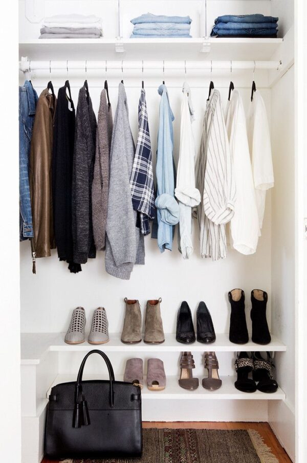 simplified wardrobe